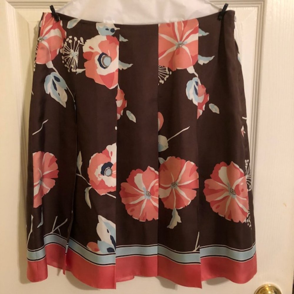 Ann Taylor LOFT floral skirt